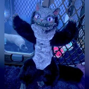 Adjustable Wire Scary Cat Plush